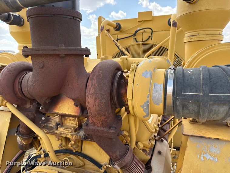 image for item EW4276 2000 Caterpillar generator