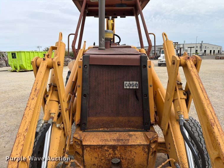 image for item EW8692 1994 Case 580 Super K backhoe