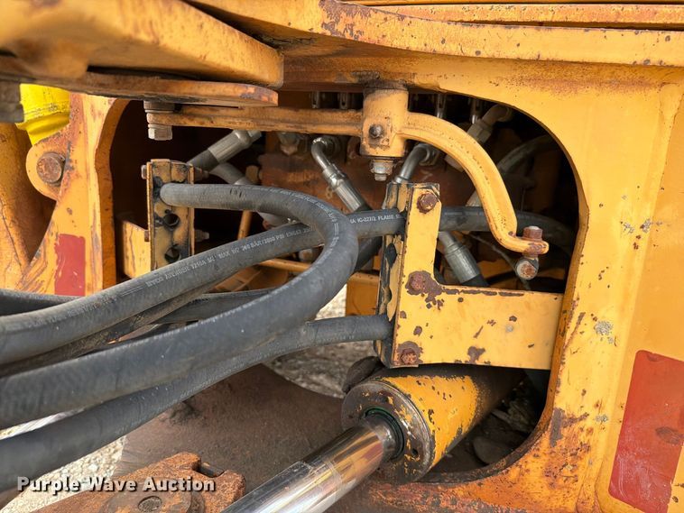 image for item EW8692 1994 Case 580 Super K backhoe