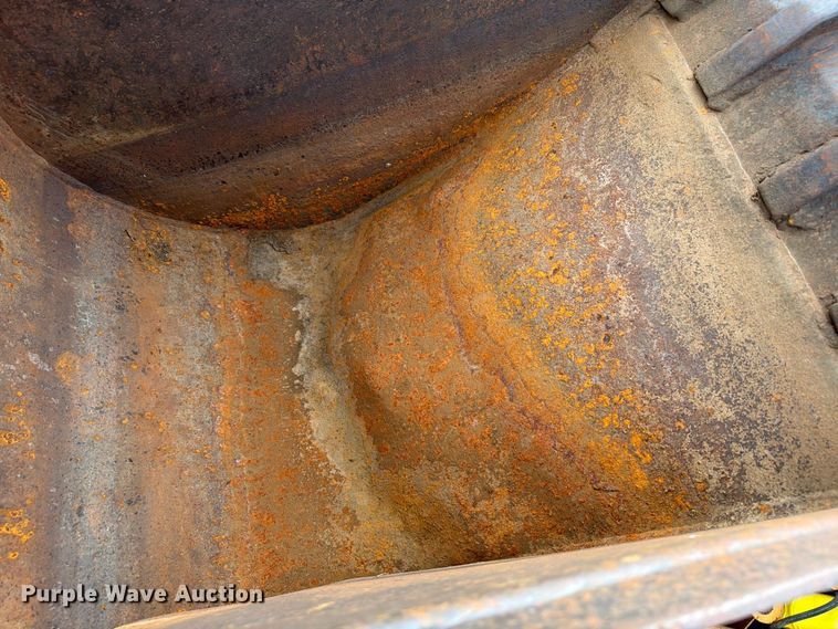 image for item EW8692 1994 Case 580 Super K backhoe