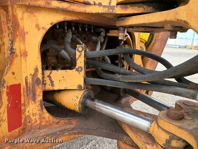 image for item EW8692 1994 Case 580 Super K backhoe