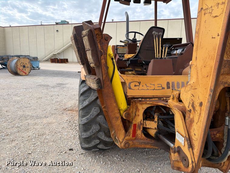 image for item EW8692 1994 Case 580 Super K backhoe