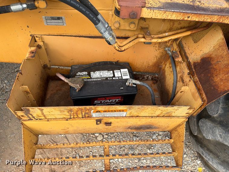 image for item EW8692 1994 Case 580 Super K backhoe