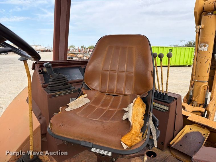 image for item EW8692 1994 Case 580 Super K backhoe