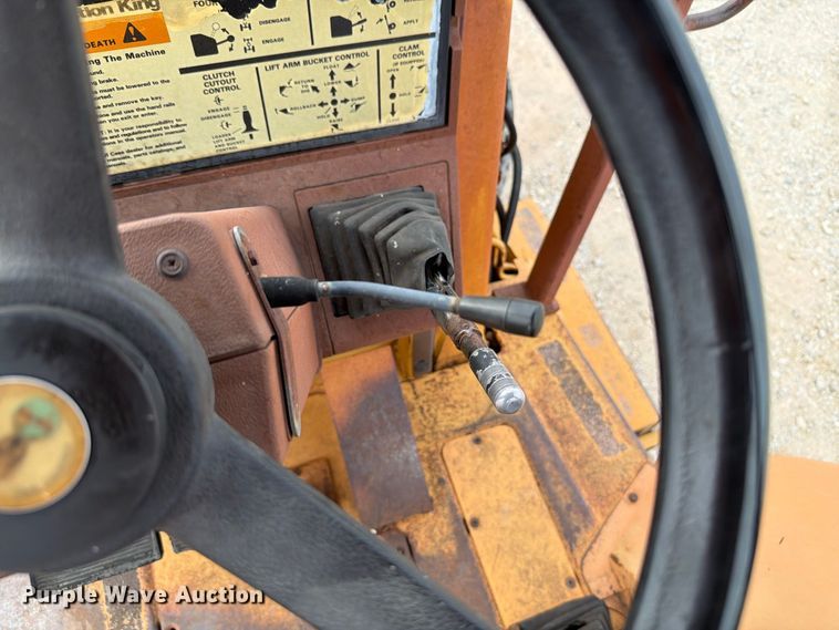 image for item EW8692 1994 Case 580 Super K backhoe