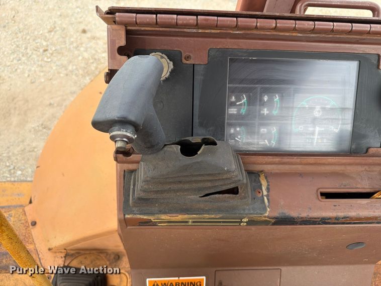 image for item EW8692 1994 Case 580 Super K backhoe