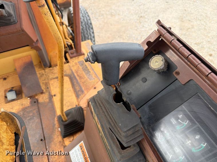 image for item EW8692 1994 Case 580 Super K backhoe