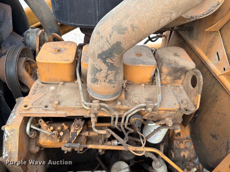 image for item EW8692 1994 Case 580 Super K backhoe