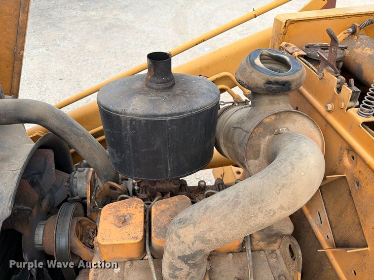 image for item EW8692 1994 Case 580 Super K backhoe