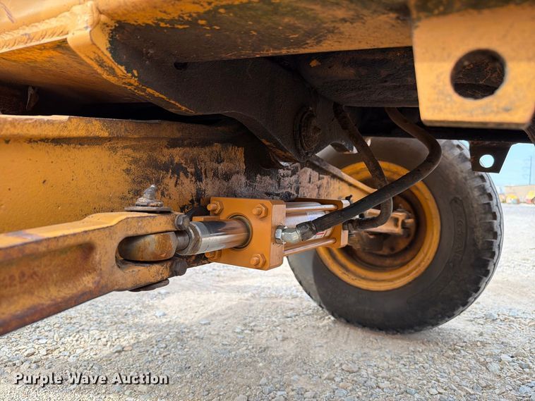 image for item EW8692 1994 Case 580 Super K backhoe