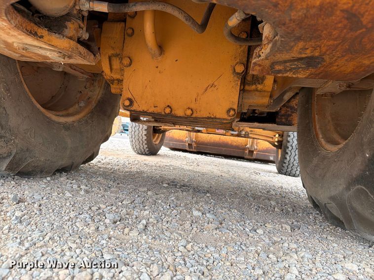 image for item EW8692 1994 Case 580 Super K backhoe