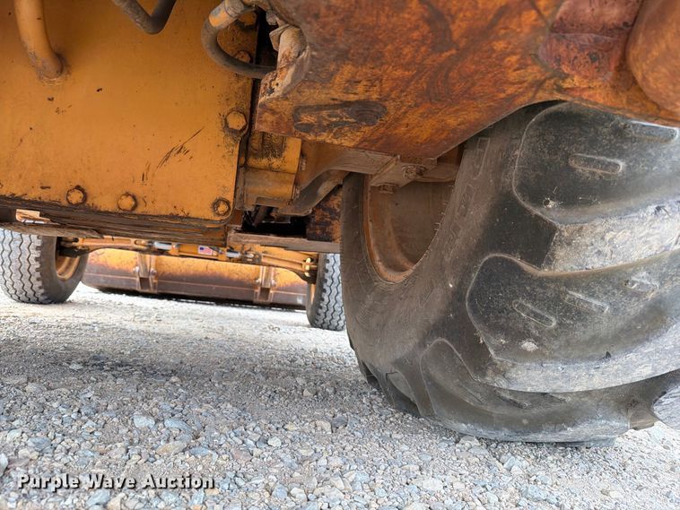 image for item EW8692 1994 Case 580 Super K backhoe