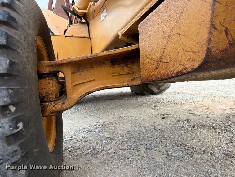 image for item EW8692 1994 Case 580 Super K backhoe