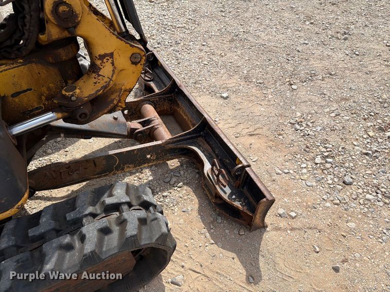 image for item EW8694 2013 John Deere 17D mini excavator