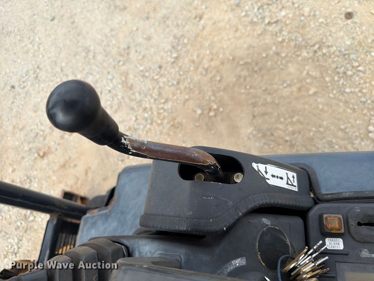 image for item EW8694 2013 John Deere 17D mini excavator
