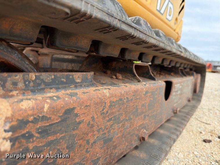 image for item EW8694 2013 John Deere 17D mini excavator