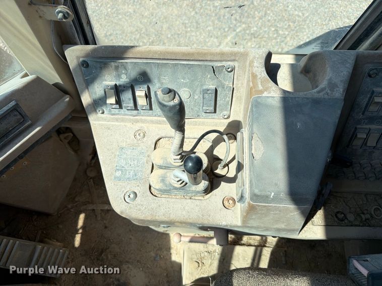 image for item EW8731 1994 Caterpillar 950F Series II wheel loader