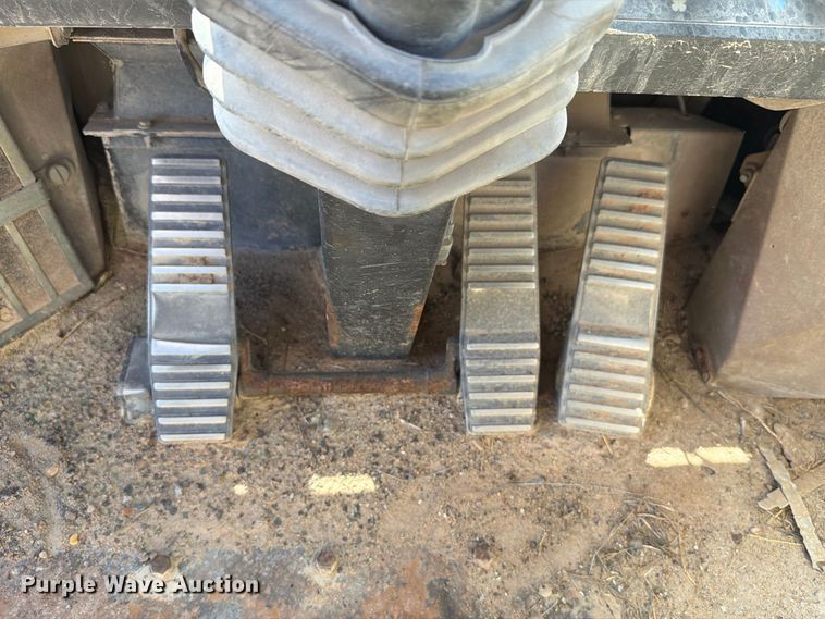 image for item EW8731 1994 Caterpillar 950F Series II wheel loader