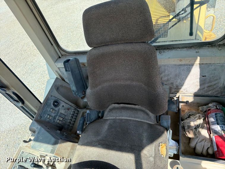 image for item EW8731 1994 Caterpillar 950F Series II wheel loader
