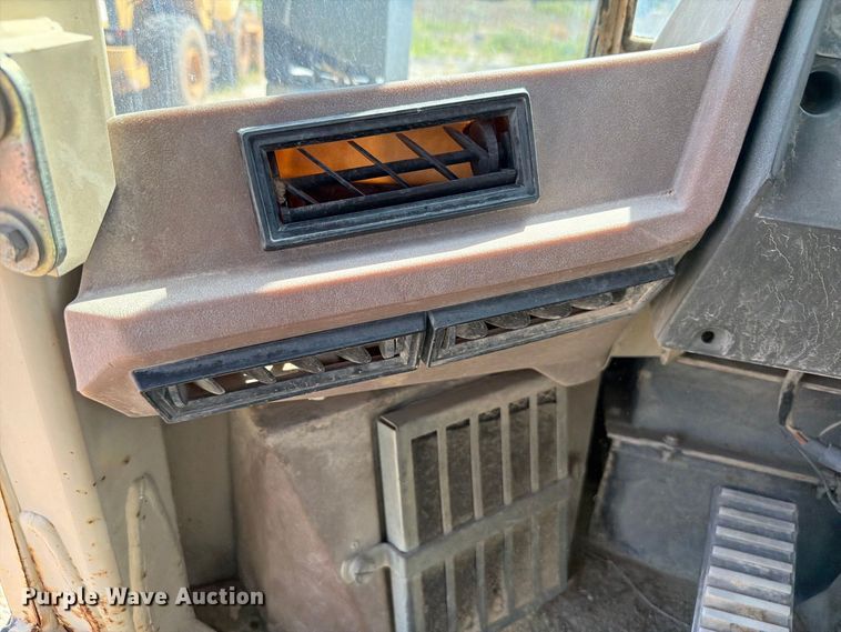 image for item EW8731 1994 Caterpillar 950F Series II wheel loader