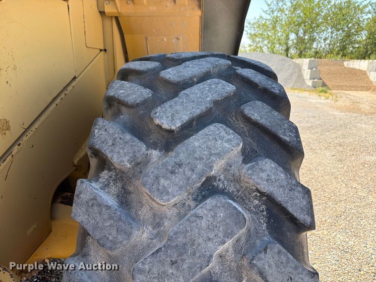 image for item EW8731 1994 Caterpillar 950F Series II wheel loader