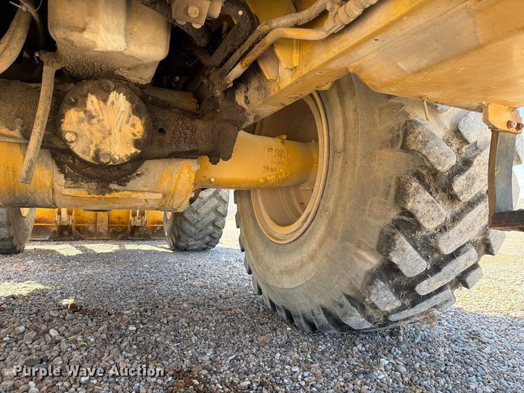 image for item EW8731 1994 Caterpillar 950F Series II wheel loader