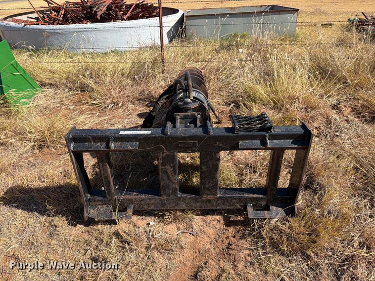 image for item EW8735 2011 Caterpillar A19B skid steer auger