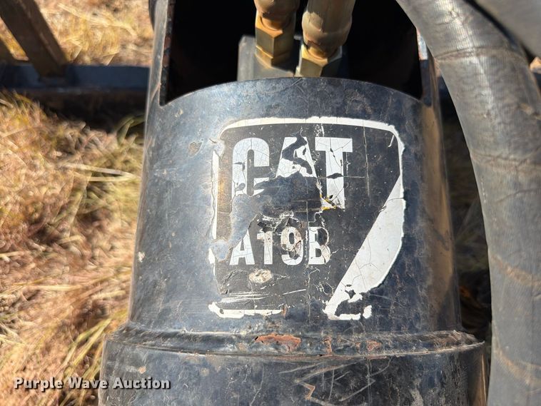 image for item EW8735 2011 Caterpillar A19B skid steer auger