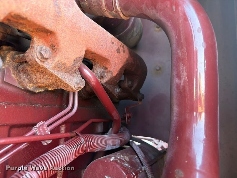 image for item EW8743 Vector Technologies, Ltd.  07031 vacuum excavator