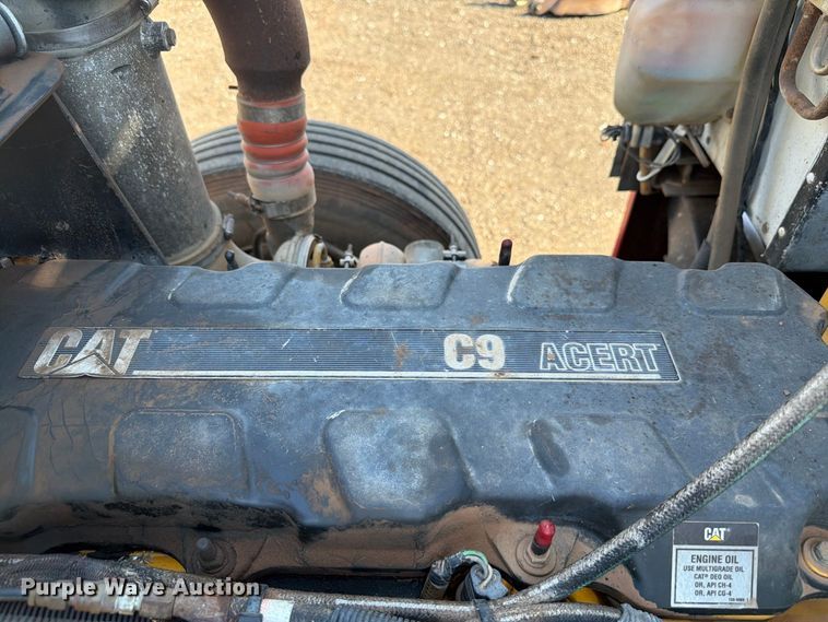 image for item EW8745 1993 Peterbilt 357 flatbed truck