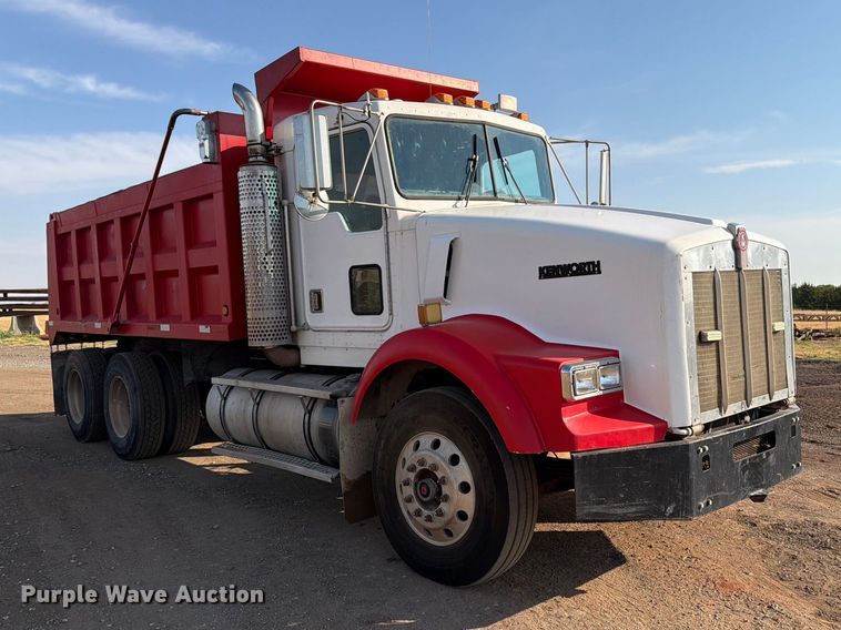 image for item EW8750 1999 Kenworth T800 dump truck