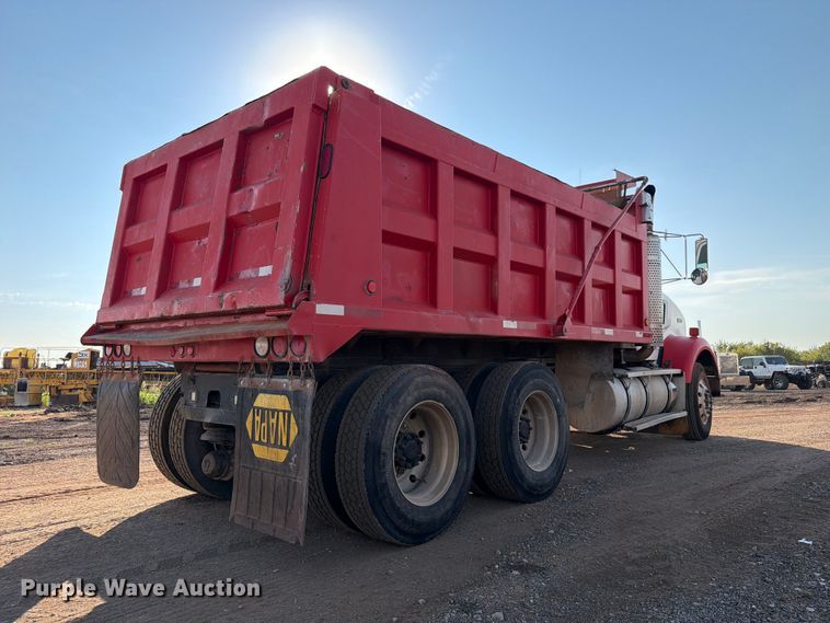 image for item EW8750 1999 Kenworth T800 dump truck