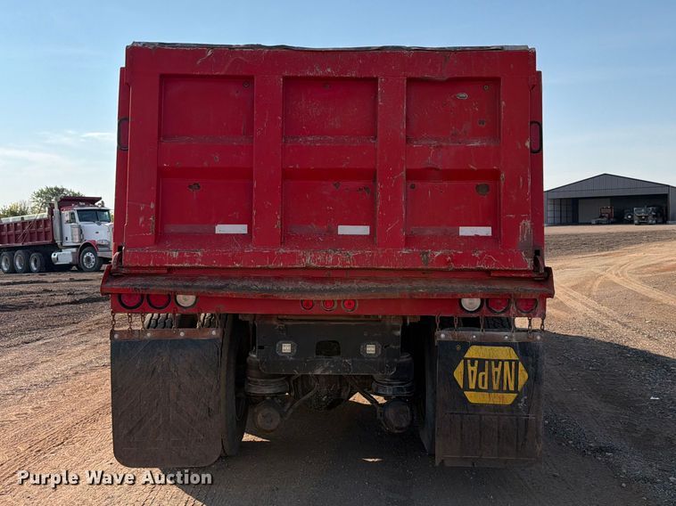 image for item EW8750 1999 Kenworth T800 dump truck