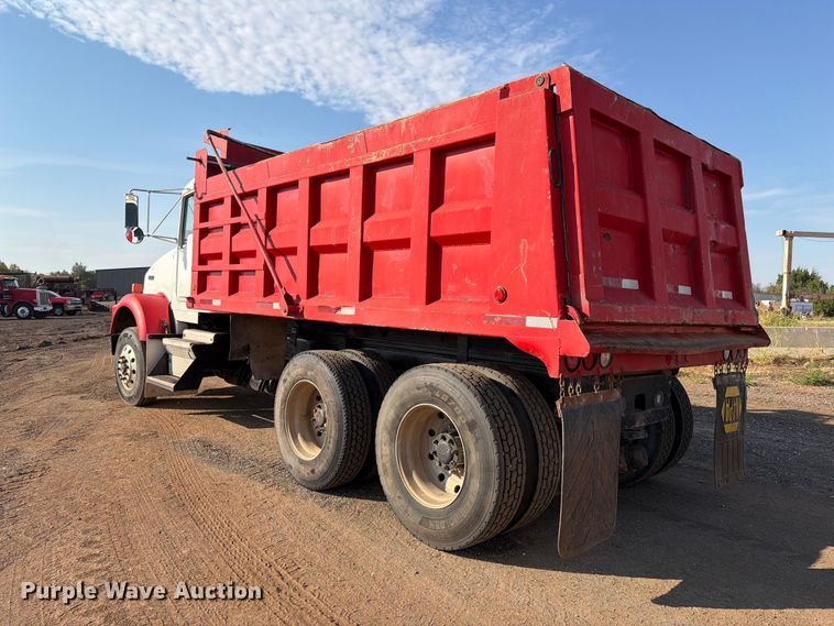 image for item EW8750 1999 Kenworth T800 dump truck
