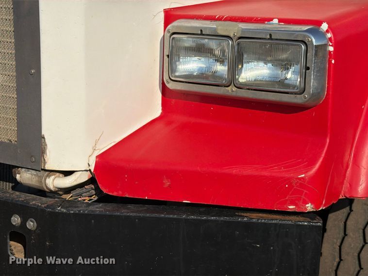 image for item EW8750 1999 Kenworth T800 dump truck