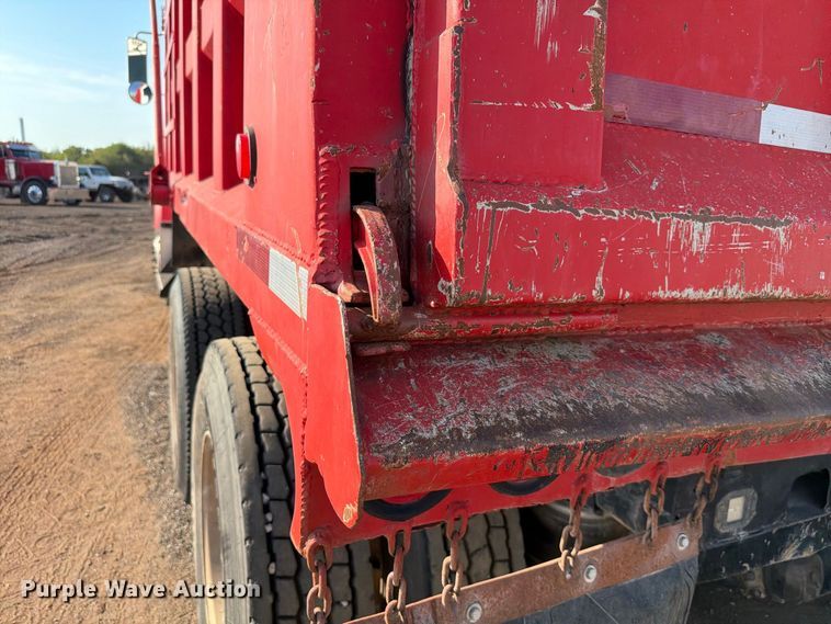 image for item EW8750 1999 Kenworth T800 dump truck