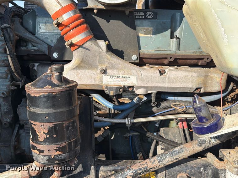 image for item EW8750 1999 Kenworth T800 dump truck