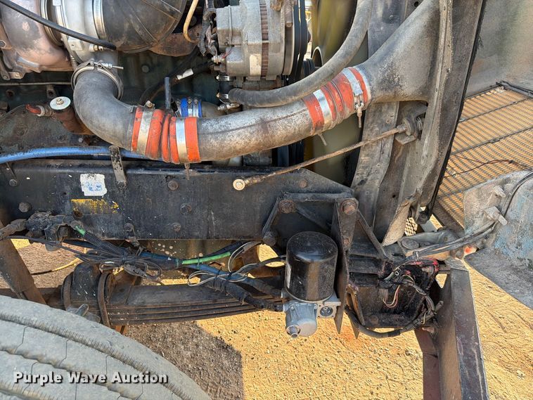 image for item EW8750 1999 Kenworth T800 dump truck