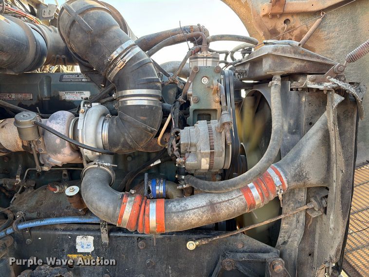 image for item EW8750 1999 Kenworth T800 dump truck