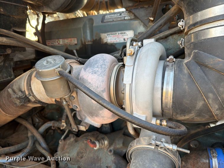 image for item EW8750 1999 Kenworth T800 dump truck