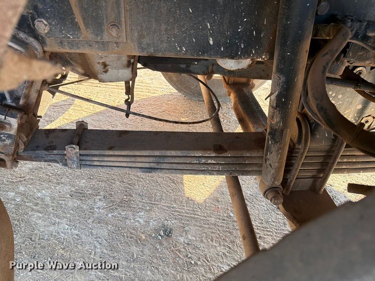 image for item EW8750 1999 Kenworth T800 dump truck