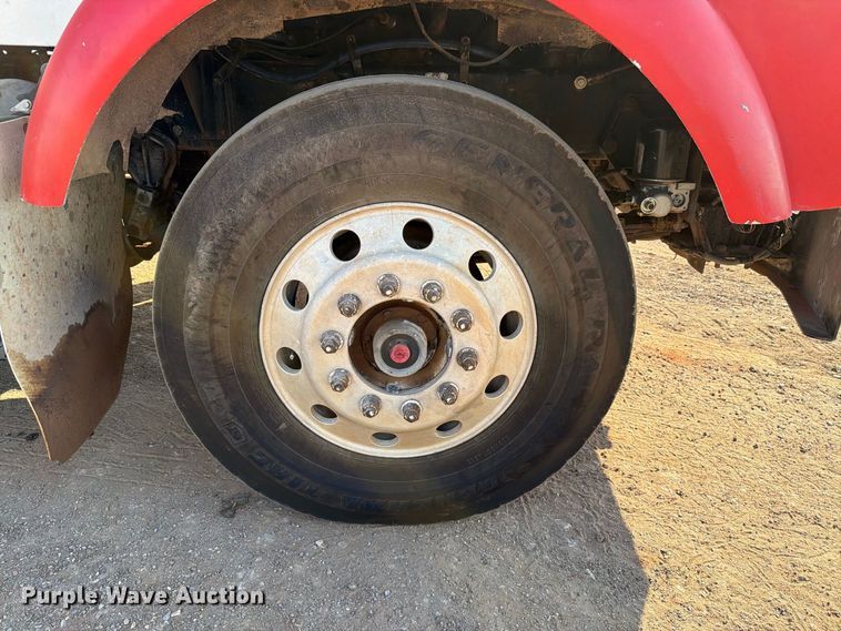 image for item EW8750 1999 Kenworth T800 dump truck