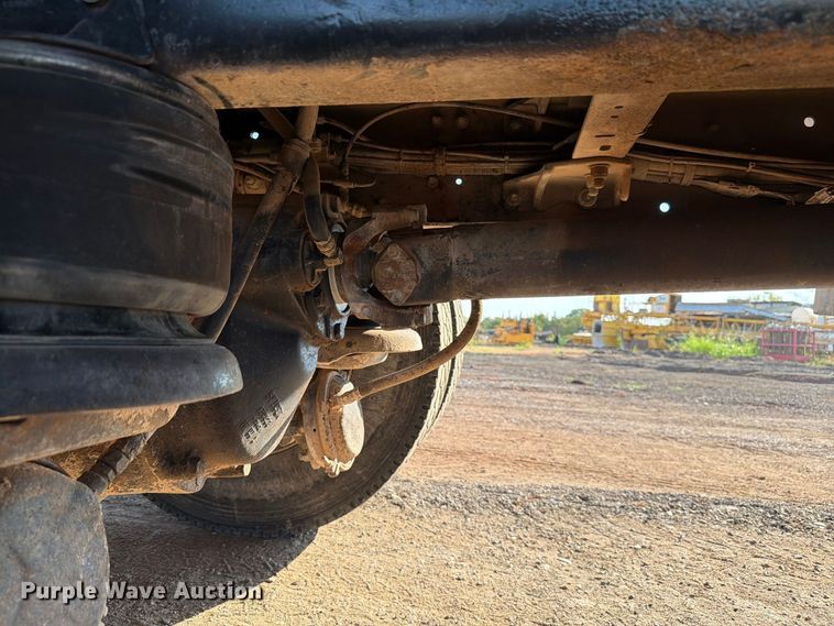 image for item EW8750 1999 Kenworth T800 dump truck