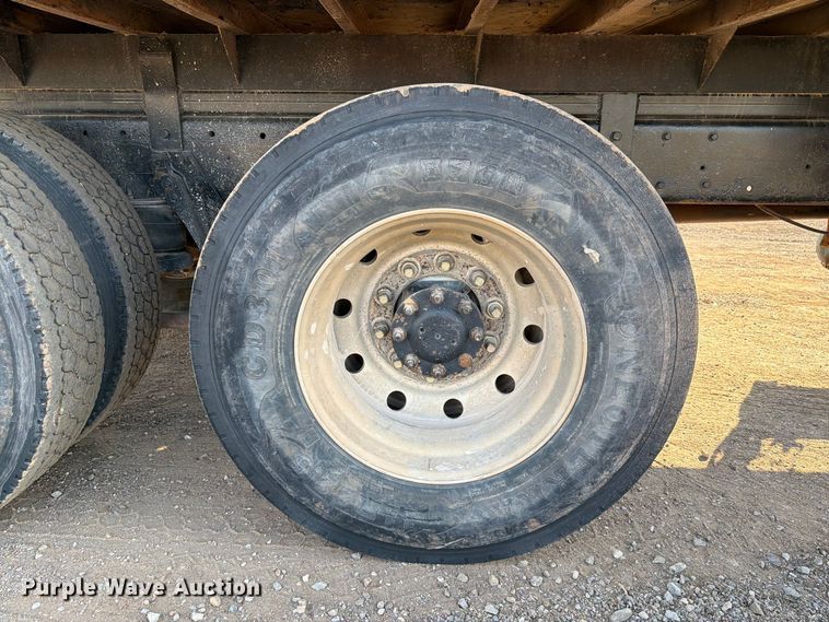 image for item EW8750 1999 Kenworth T800 dump truck