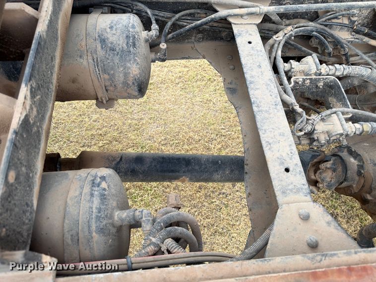 image for item EX0017 2002 GMC C7500 dump truck