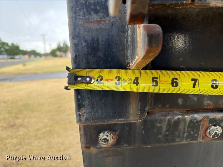 image for item EX0017 2002 GMC C7500 dump truck