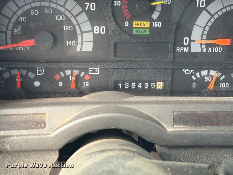 image for item EX0017 2002 GMC C7500 dump truck