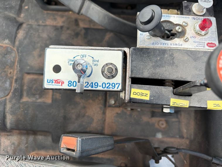 image for item EX0017 2002 GMC C7500 dump truck