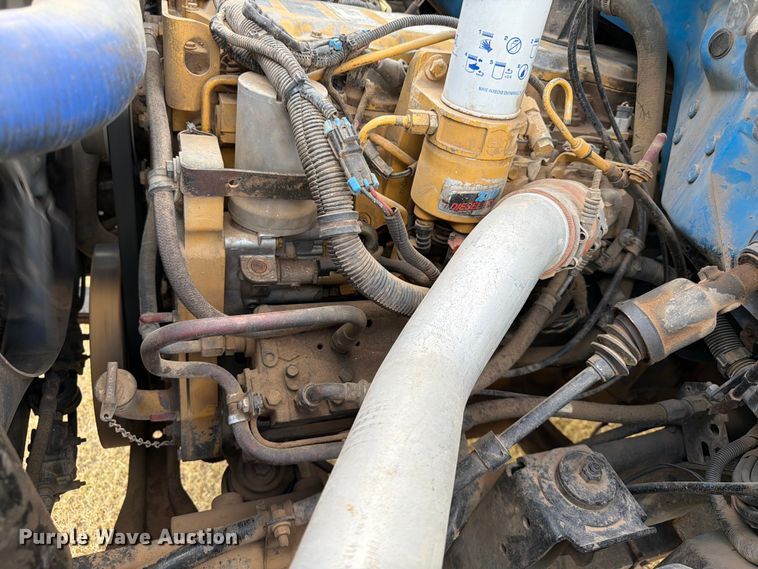 image for item EX0017 2002 GMC C7500 dump truck