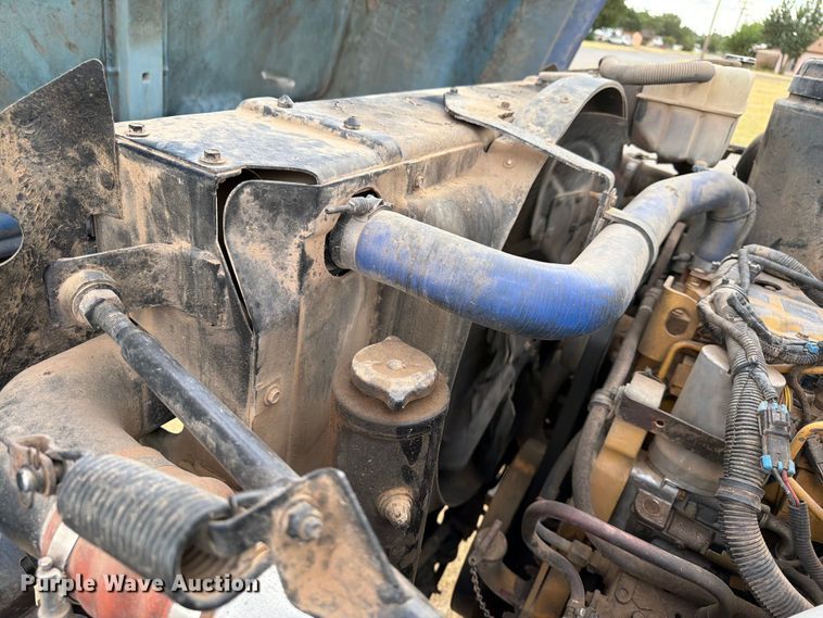 image for item EX0017 2002 GMC C7500 dump truck